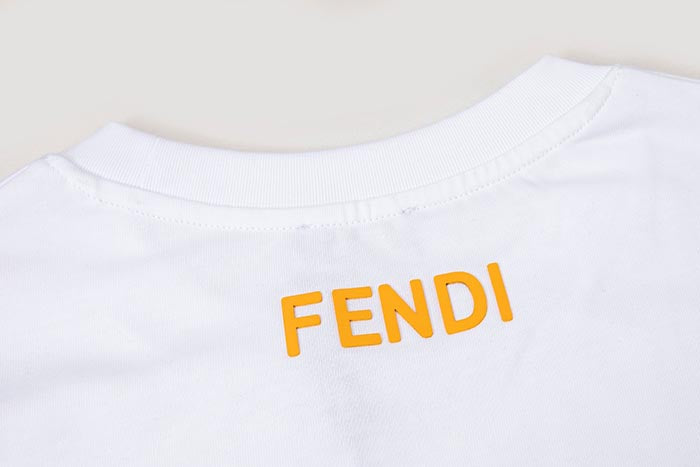 FENDI T-SHIRT OVERSIZED FIT