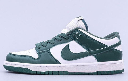 NIKE SB DUNK LOW SP