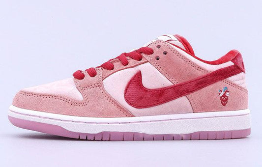 NIKE SB DUNK LOW PRO